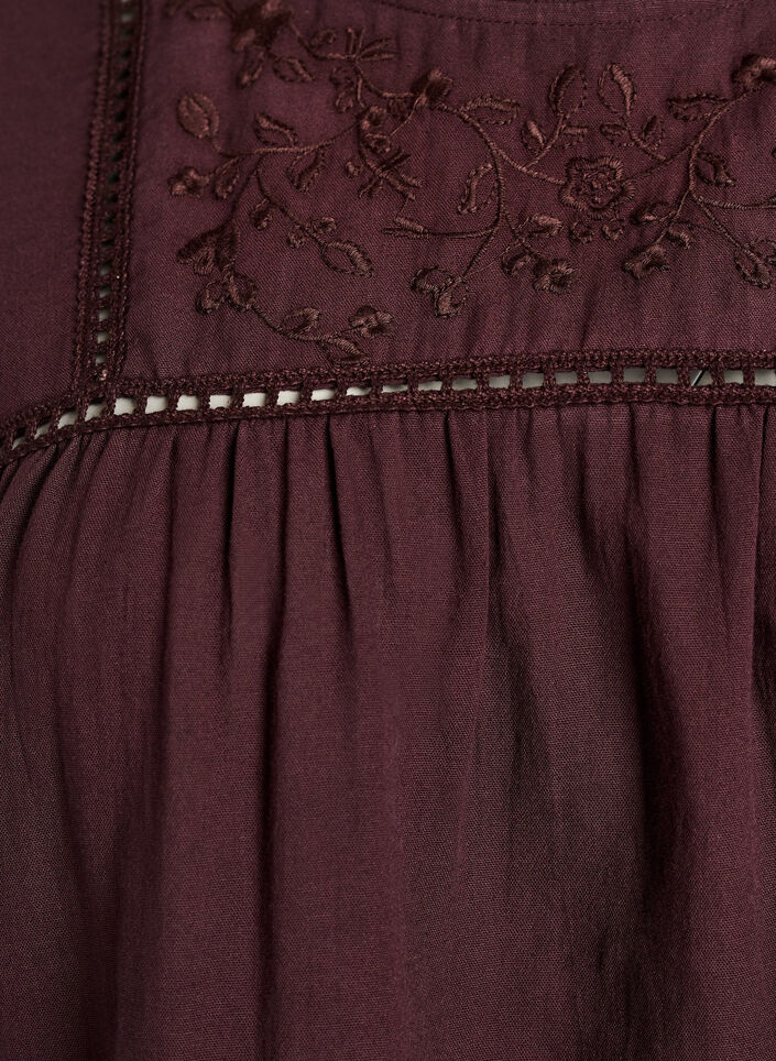 Bluse med broderi og hullbrodert kant, M&oslash;rk Bordeaux, Packshot image number 2