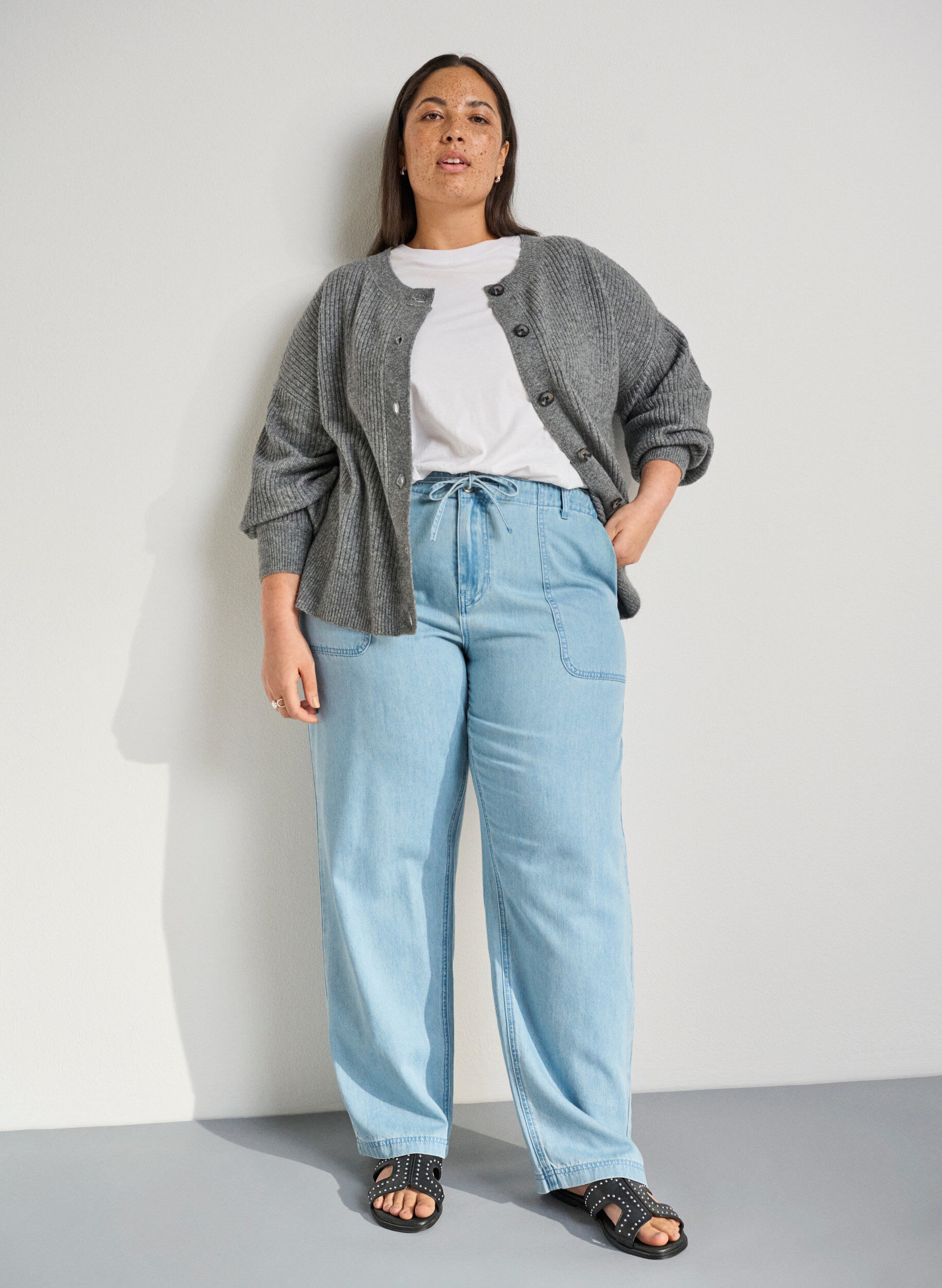 Zizzi Wide fit - Flate sandaler med nagler, Svart, Image image number 0