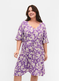 Kjole med 1/2 ermer og blomstermønster av viskose, Purple Flower AOP, Model