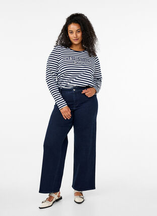 Zizzi Stripete bluse med motiv, White w.Navy Stripe, Model image number 2