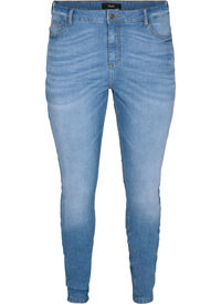 Emily jeans med slim fit og normal høyde i livet