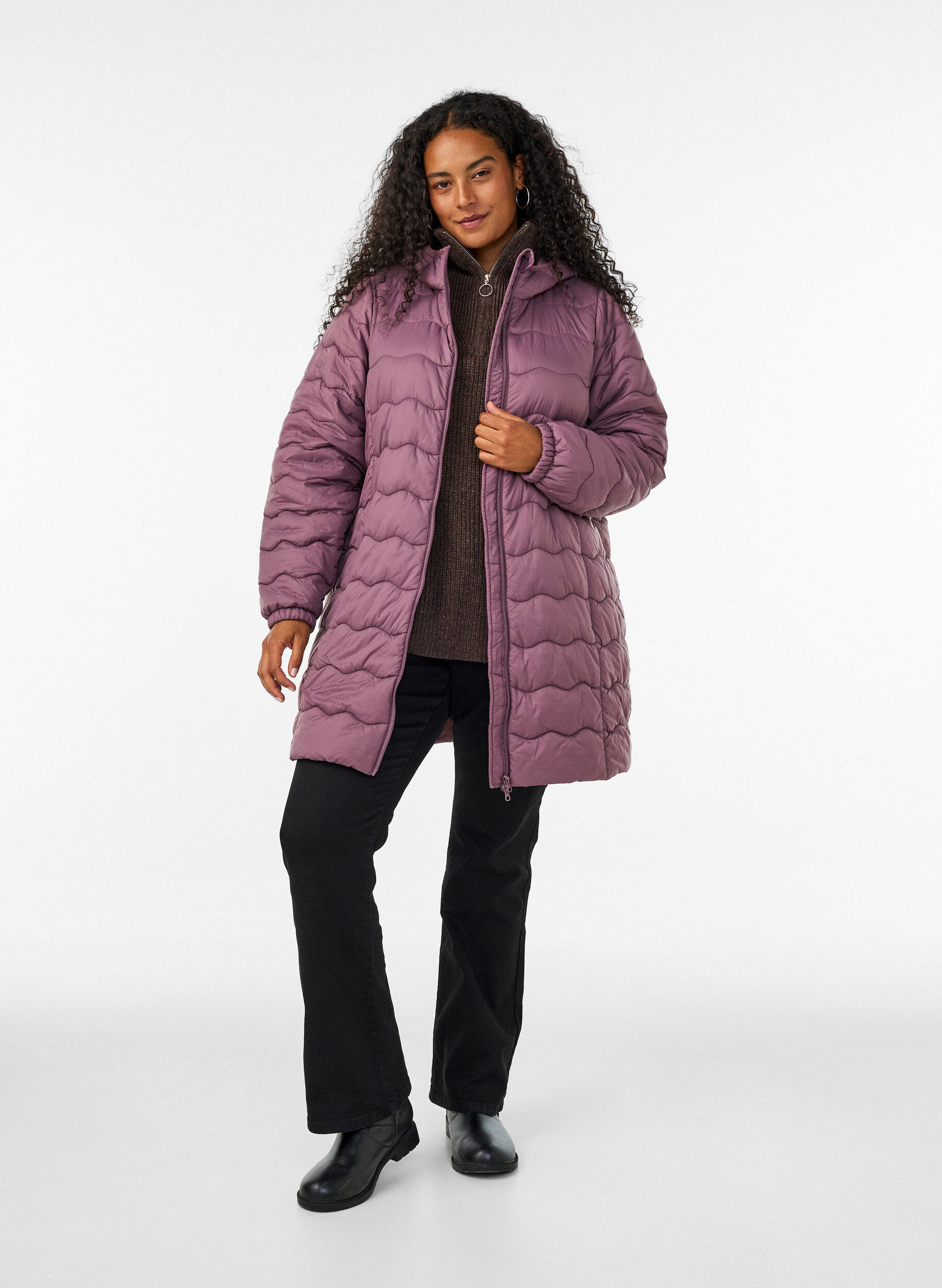 ZizziQuiltet jakke, Rosa, Model image number 1