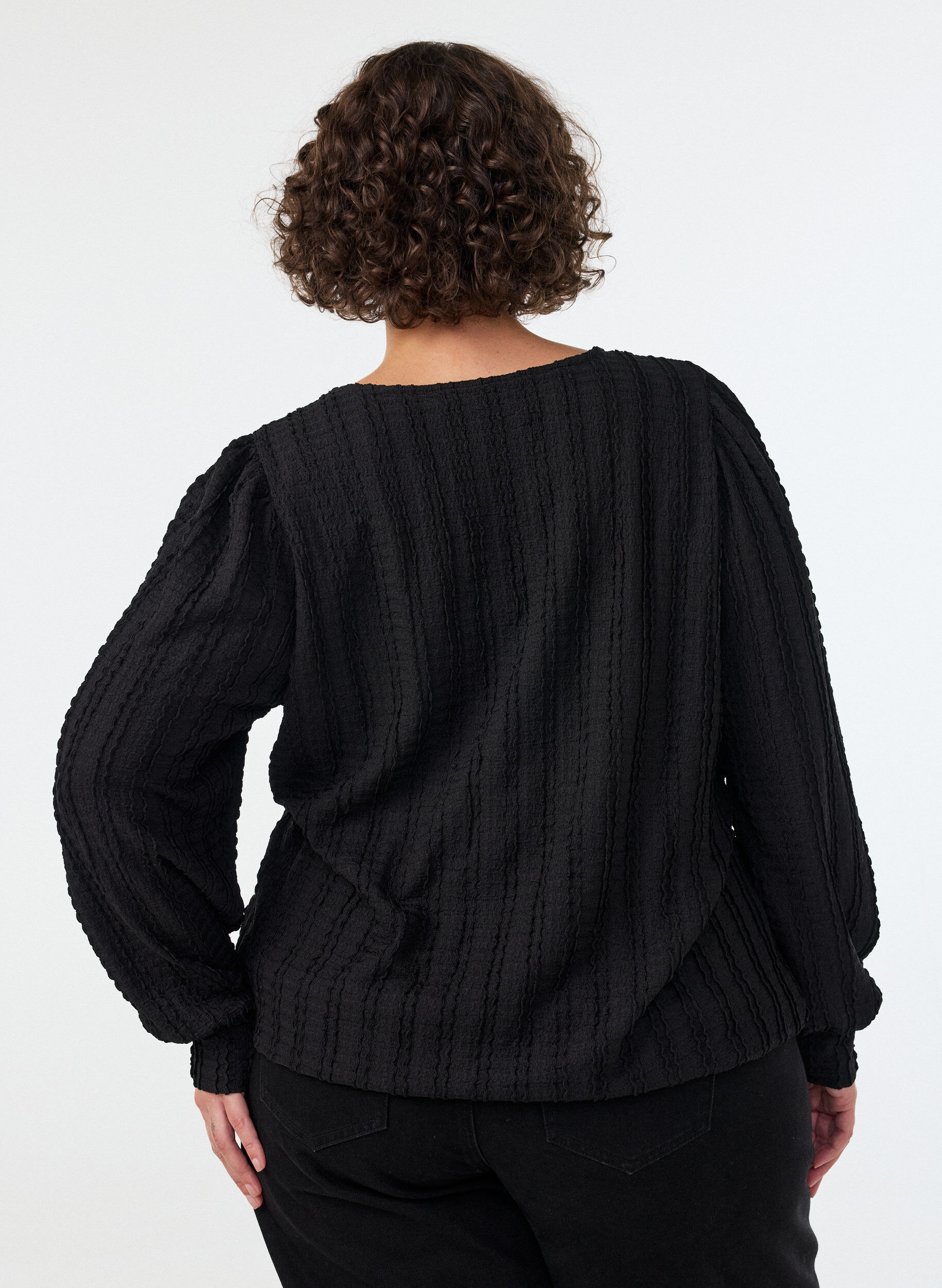 ZizziJerseybluse med struktur og ballongsilhuett, Svart, Model image number 2