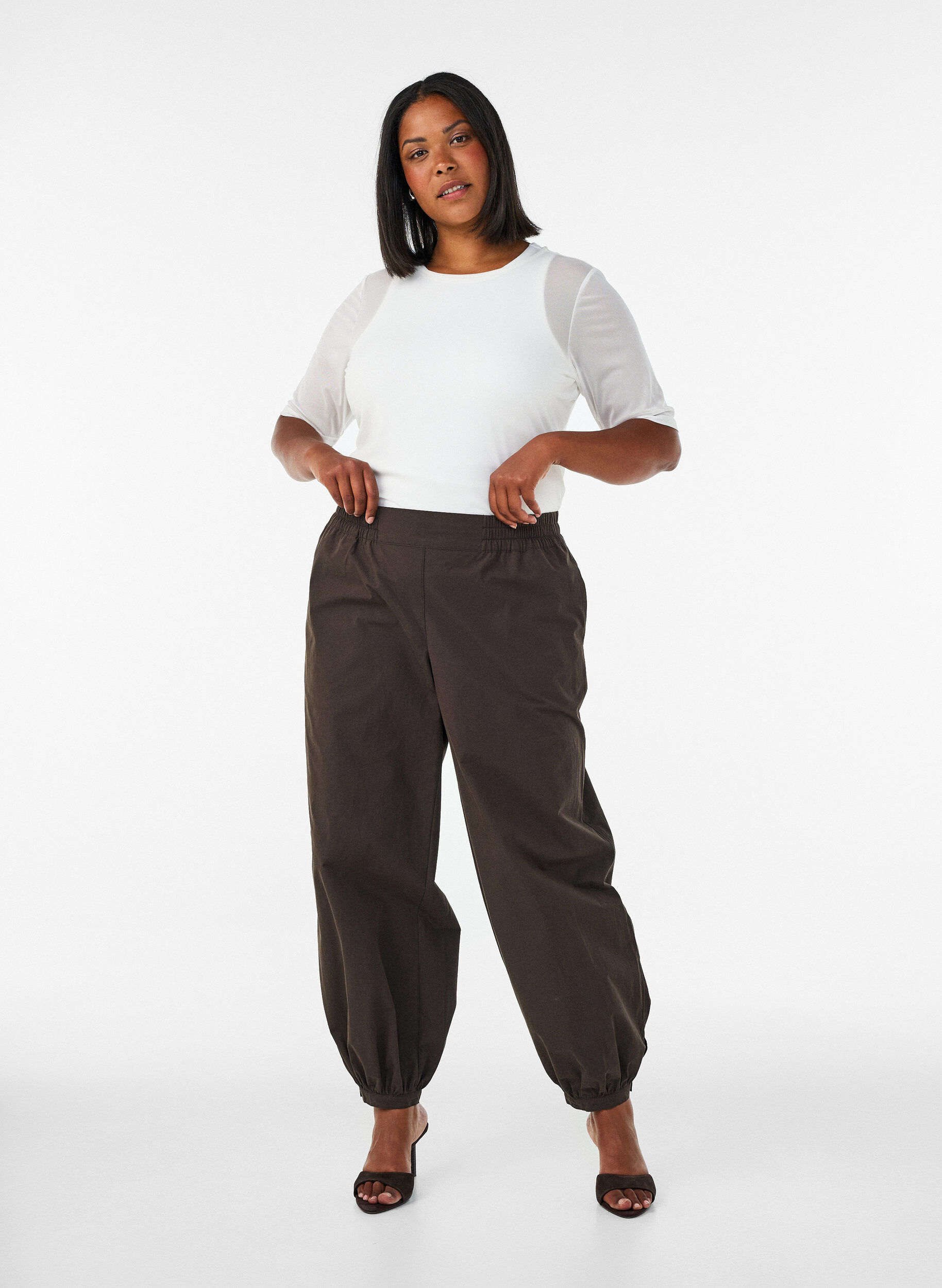 ZizziMesh topp med korte ermer og rund hals, Vanilje, Model image number 1