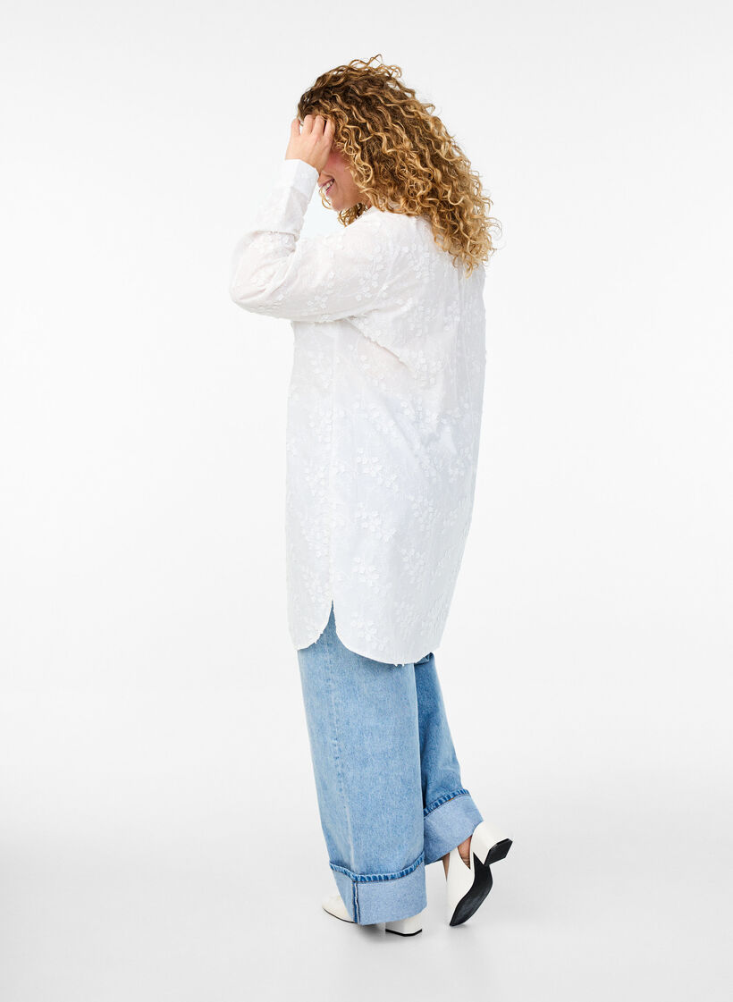 Skjortekjole med broderte blomster, Hvit, Model image number 2