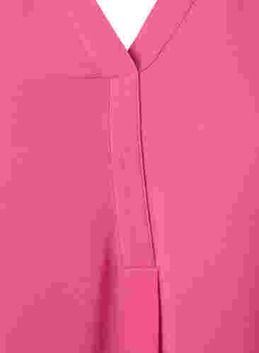 Ensfarget bluse med V-hals, Shocking Pink, Packshot image number 2