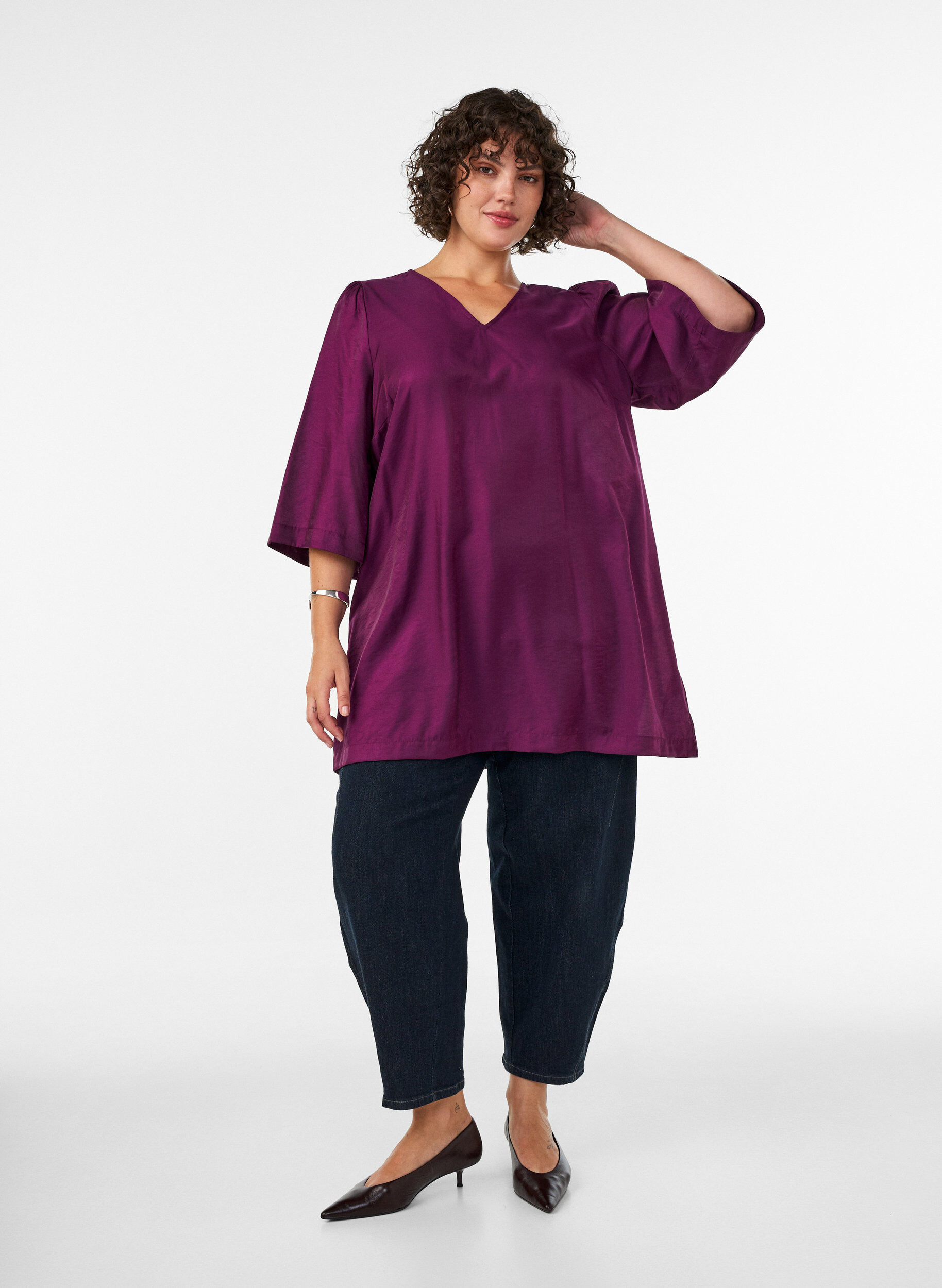 ZizziSkinnende tunika med V-hals og 3/4 ermer, Lilla, Model image number 1