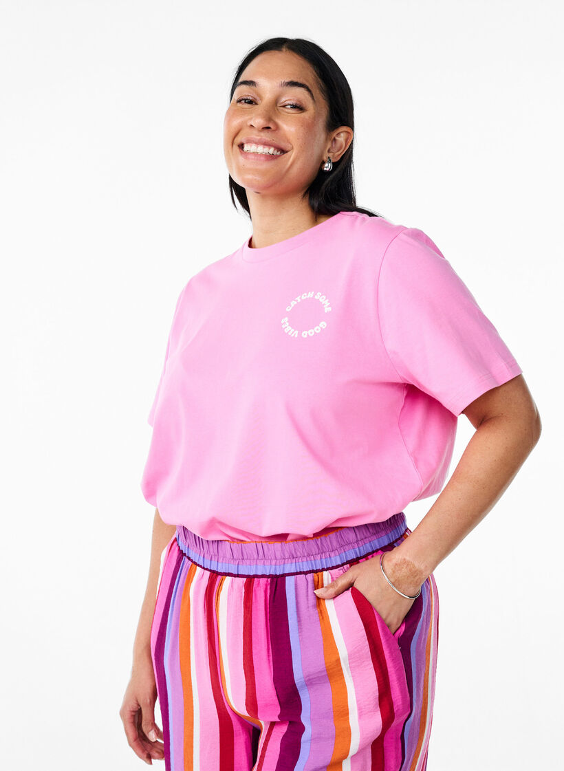 T-skjorte i &oslash;kologisk bomull med tekstmotiv, Rosa, Model image number 2