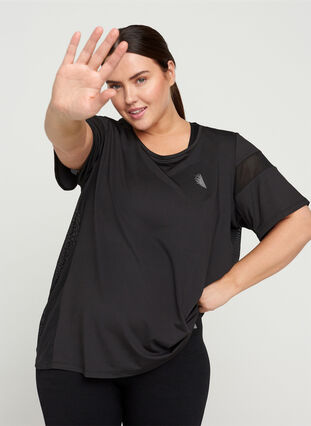 Kortermet T-skjorte til trening, Black, Model image number 0