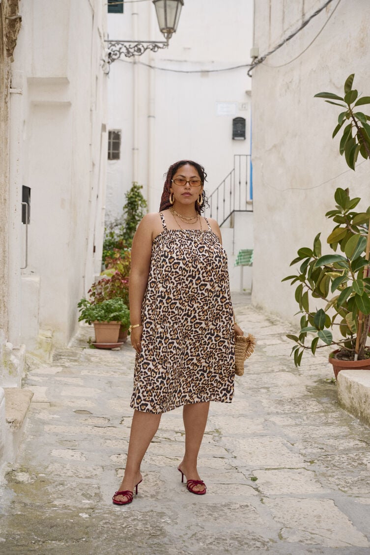 Stroppekjole i leopardmønster, , Model