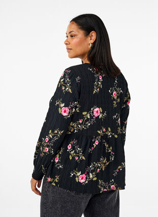 Zizzi Langermet bluse med blomstertrykk, Svart, Model image number 2