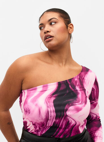 One-shoulder bluse med mønster, Raspberry Rose AOP, Model image number 2