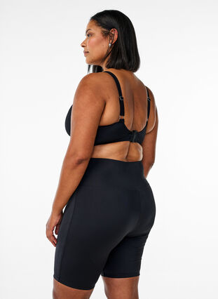 Zizzi Lang badeshorts, Svart, Model image number 1