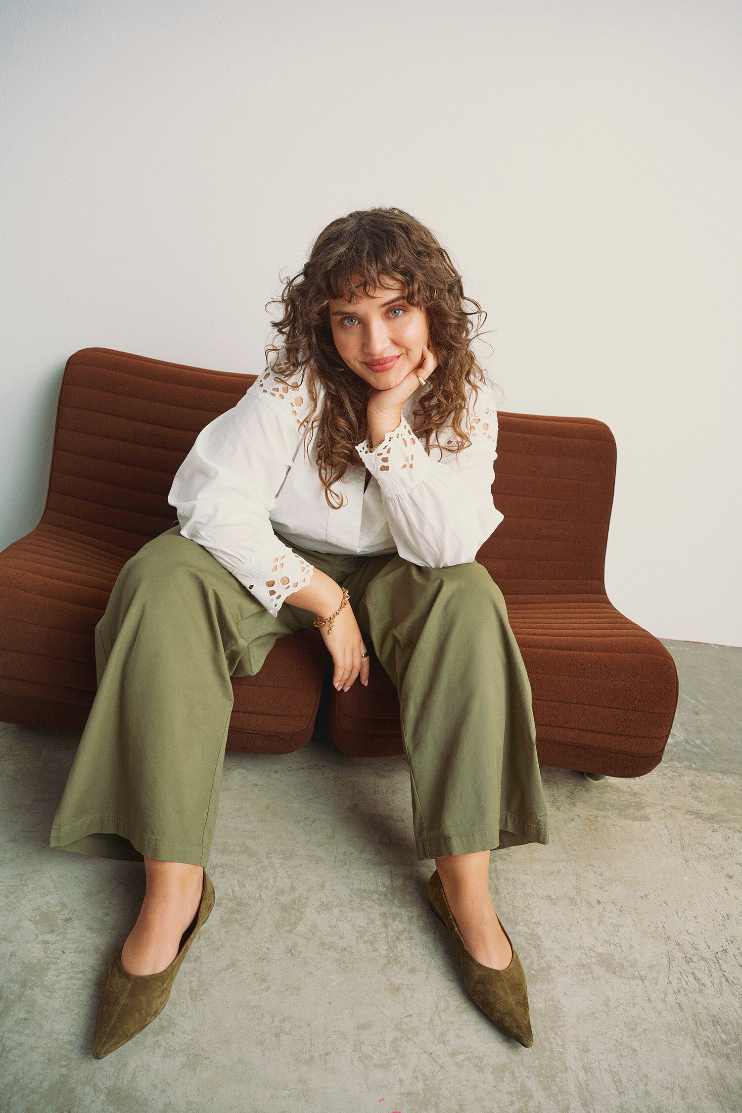 Se med broderie anglaise-detaljer, , Model