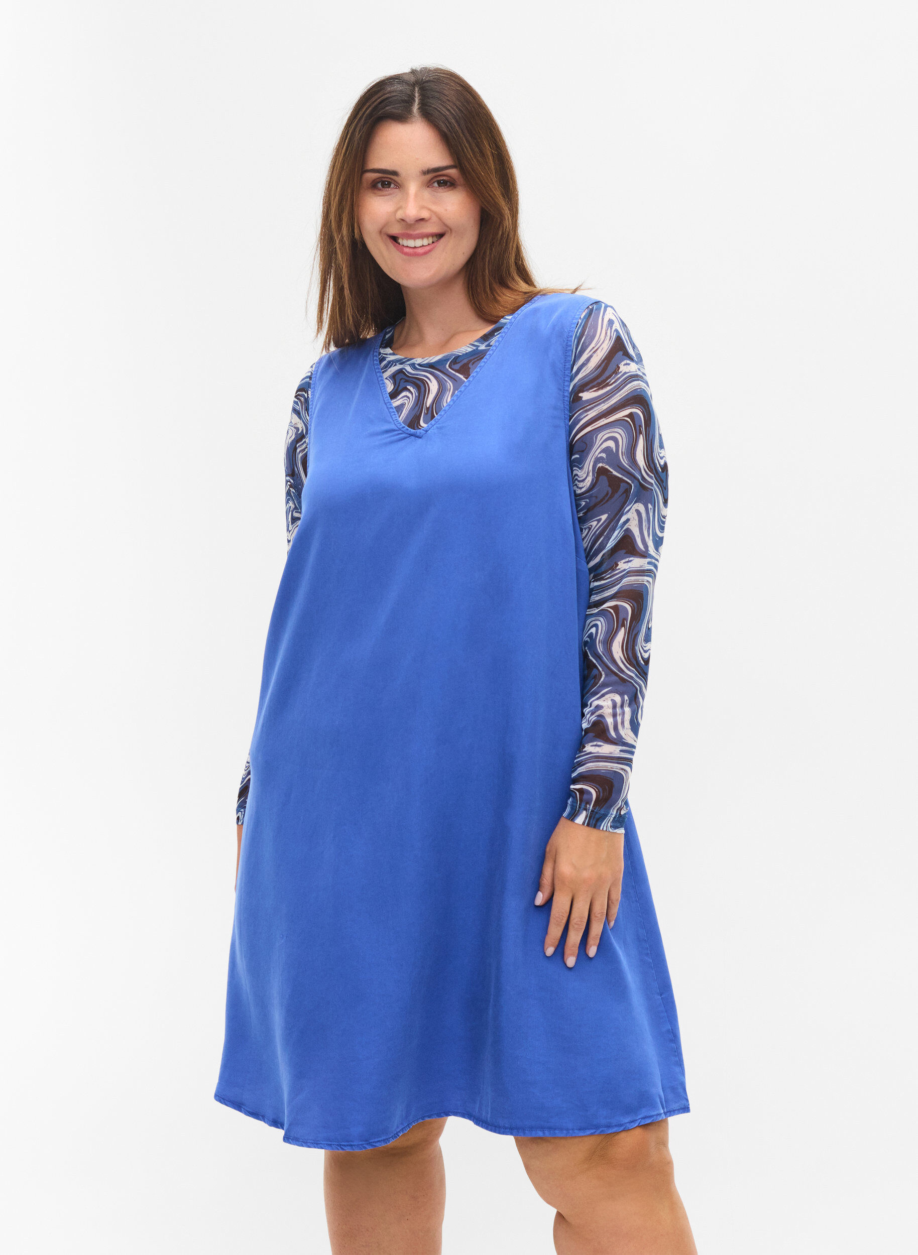 Zizzi Spencerkjole med V-hals, Dazzling Blue, Model image number 0
