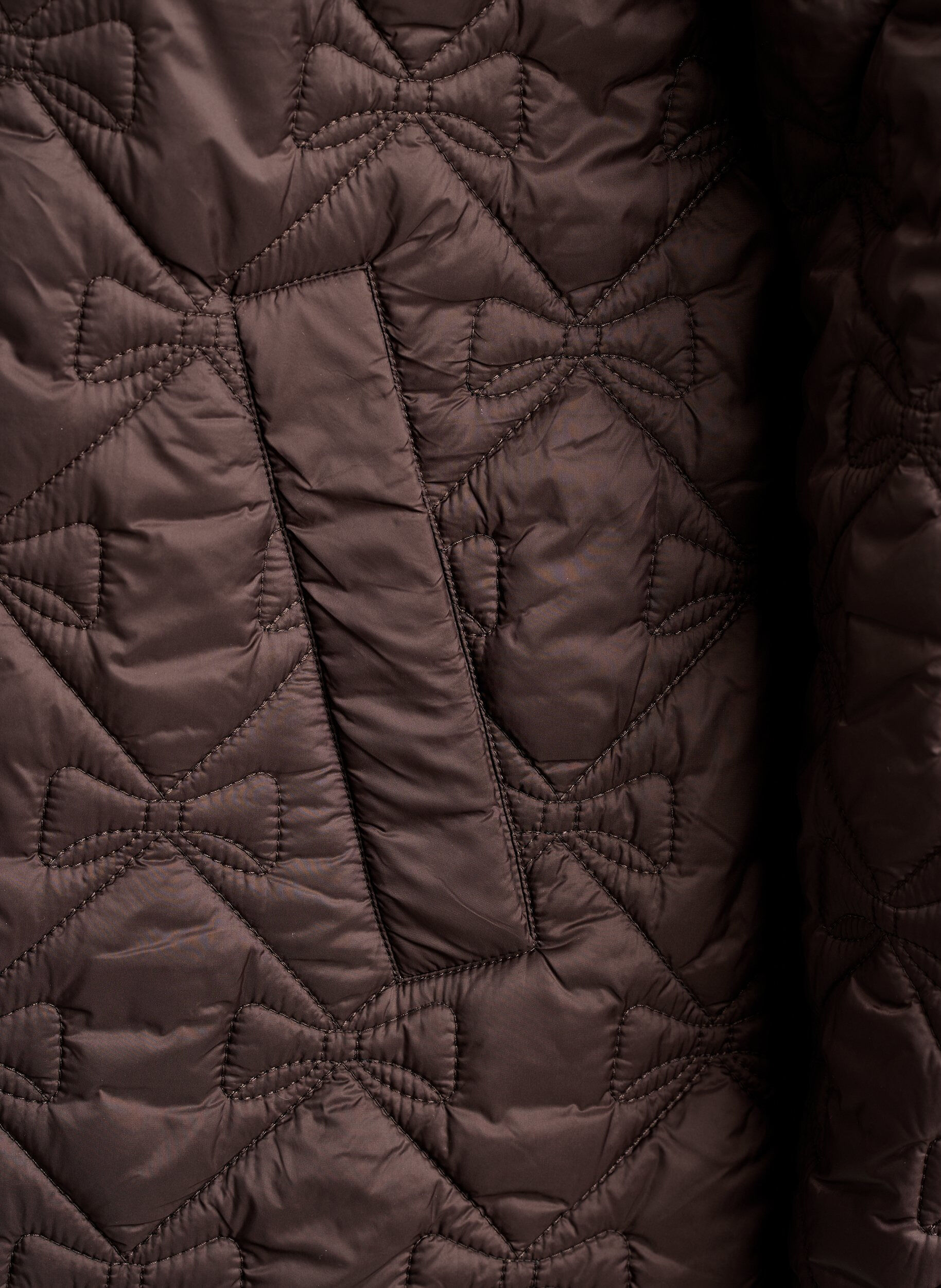 ZizziLett polstret jakke med dekorativ quilting, Brun, Packshot image number 3