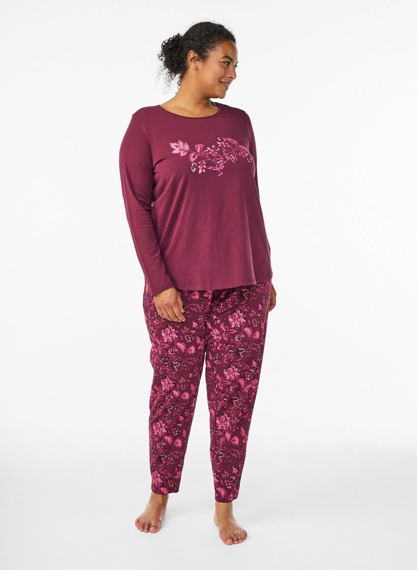 Bomulls pyjamasbukser med trykk, M&oslash;rk Bordeaux, Model image number 0