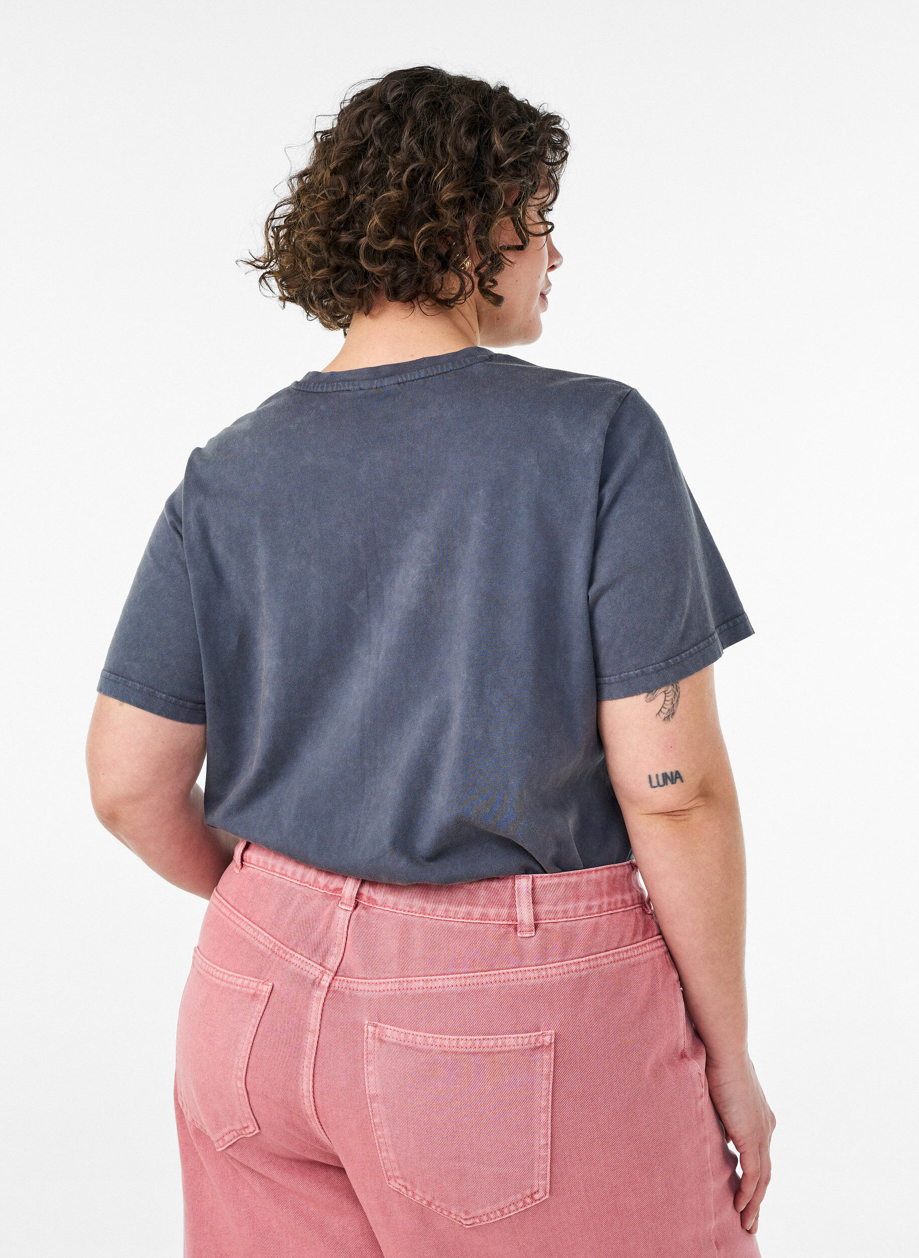 ZizziT-skjorte i bomull med frontprint og vasket look, Gr&aring;, Model image number 2