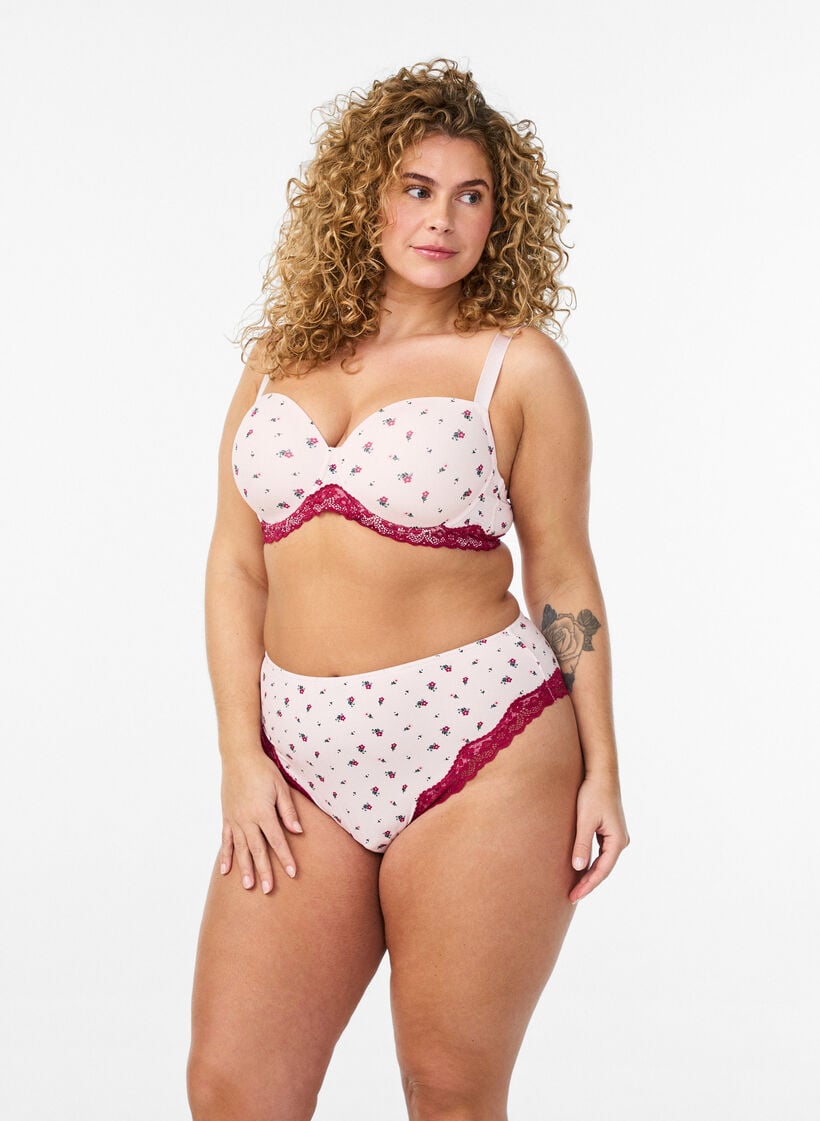 Brasilianske truser med blomstertrykk og blonder, Rosa, Model image number 1