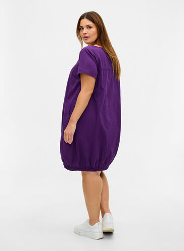 Kortermet kjole i bomull, Violet Indigo, Model image number 1