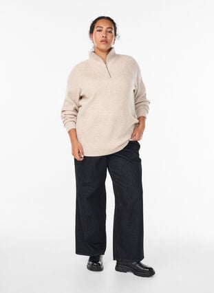 Zizzi Strikket genser med høy hals og harlekintrykk, Beige, Model image number 1