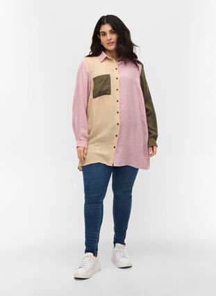 Skjorte i viskosemiks med colorblock, Pink Blocking, Model image number 2