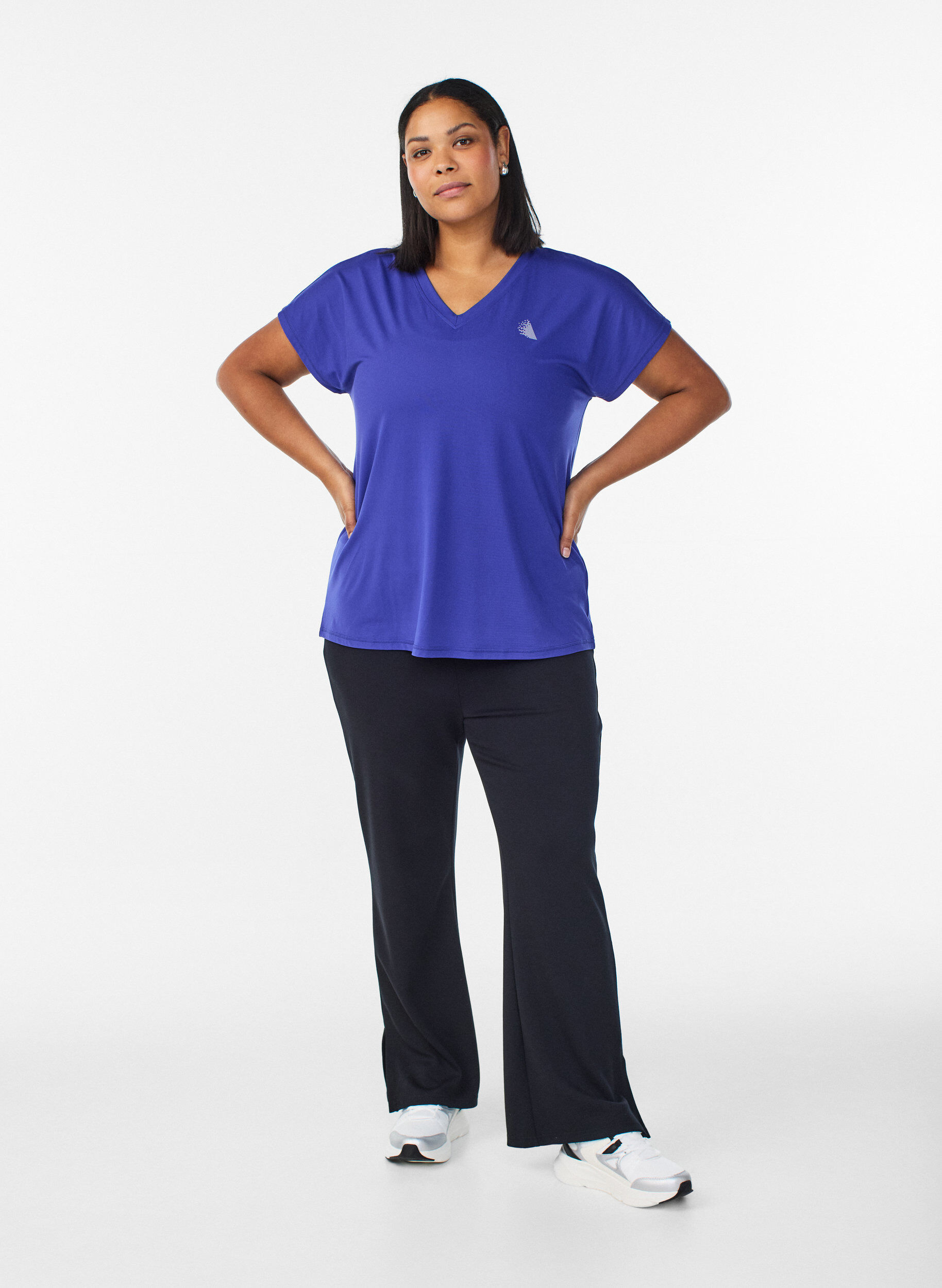 Zizzi L&oslash;stsittende trenings-t-skjorte med v-hals, Lilla, Model image number 1