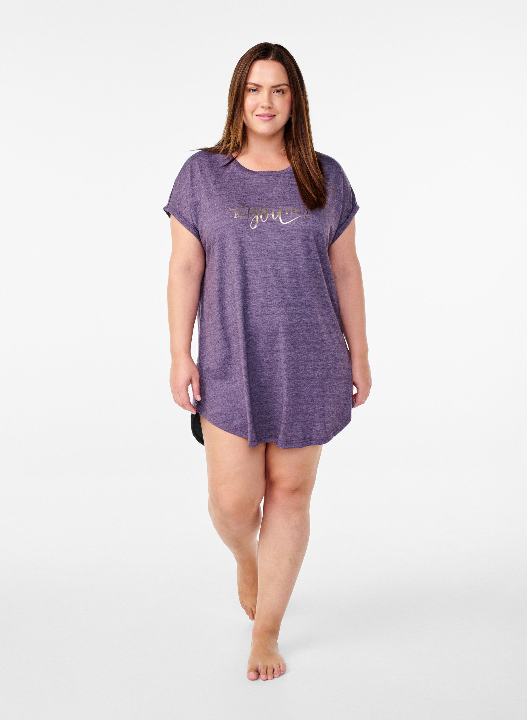 ZizziKortermet nattkjole med teksttrykk, , Model image number 1