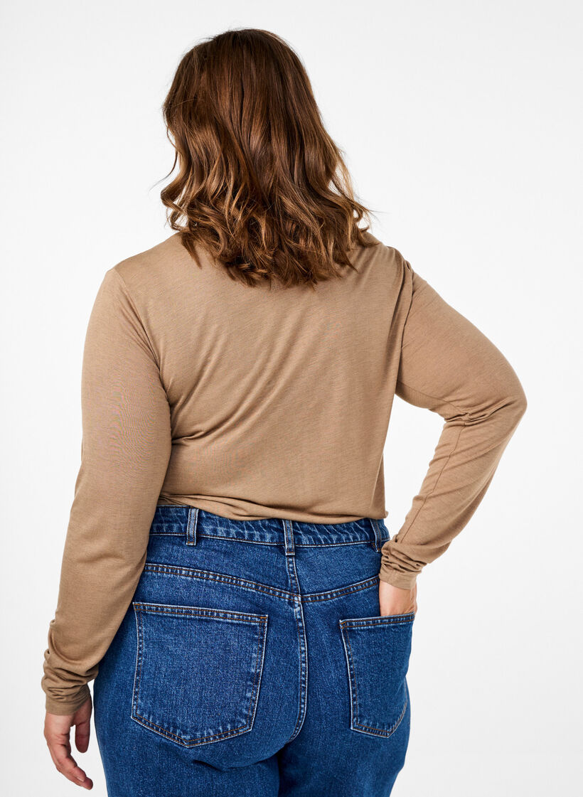 Langermet bluse i ull og viskose, Brun, Model image number 2
