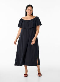 Kjole i mellomlengde med volanger faldkanten og sliss, Black Kjole i mellomlengde med volanger faldkanten og sliss, Black, Model