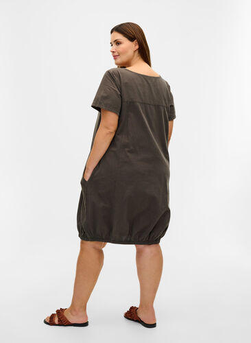 Kortermet kjole i bomull, Khaki Green, Model image number 1