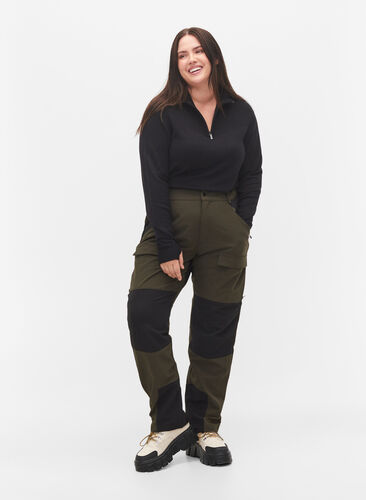 Zizzi Vannavstøtende turbukser med lommer, Forest Night, Model image number 0