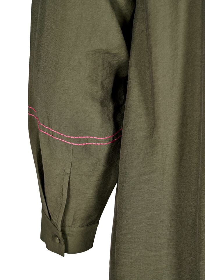 Kort kjole med kontrastbroderi, Grønn, Packshot image number 3