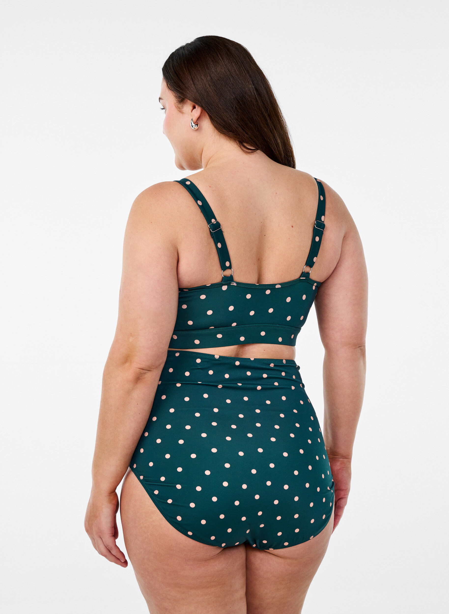 Zizzi Bikinitopp med prikker og volangdetaljer, Gr&oslash;nn, Model image number 2