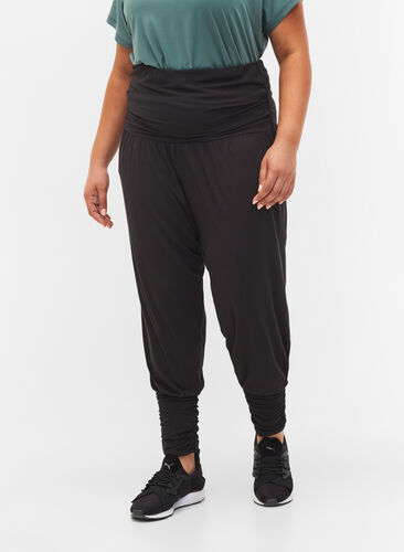 Løse viskosebukser med strikkant, Black, Model image number 2