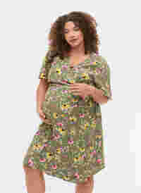 Kjole til gravide i viskose med omslagseffekt, Green Flower Print, Model