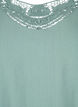 Bluse i viskose med heklede detaljer, Chinois Green, Packshot image number 2