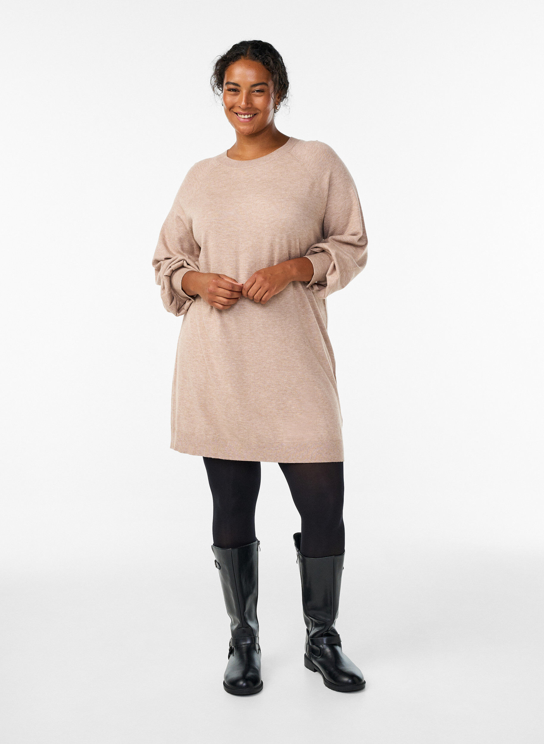 Zizzi Kort strikkekjole med raglanermer, Beige, Model image number 1