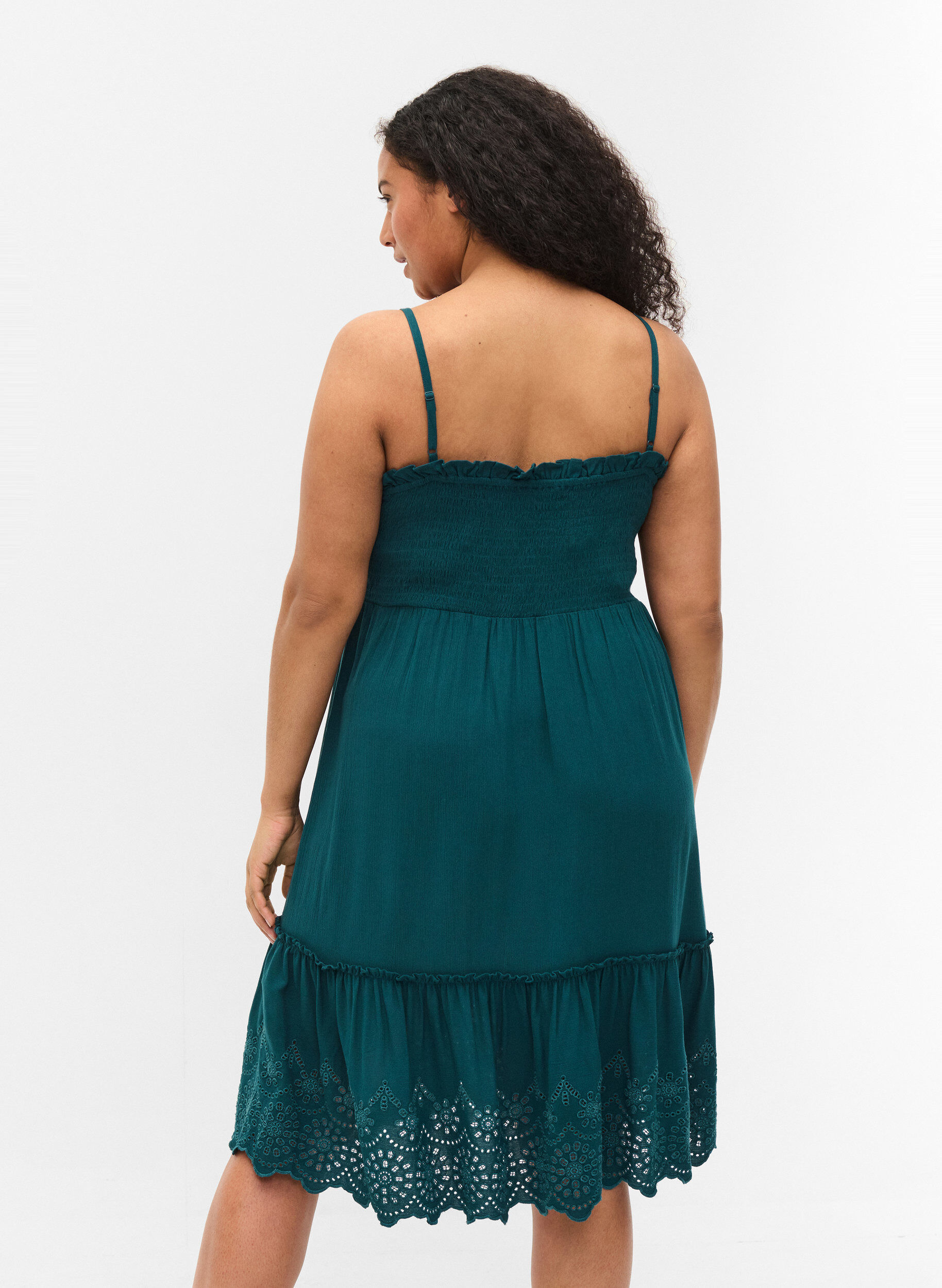 Zizzi Strandkjole i viskose med smock og broderi anglaise, Deep Teal, Model image number 1