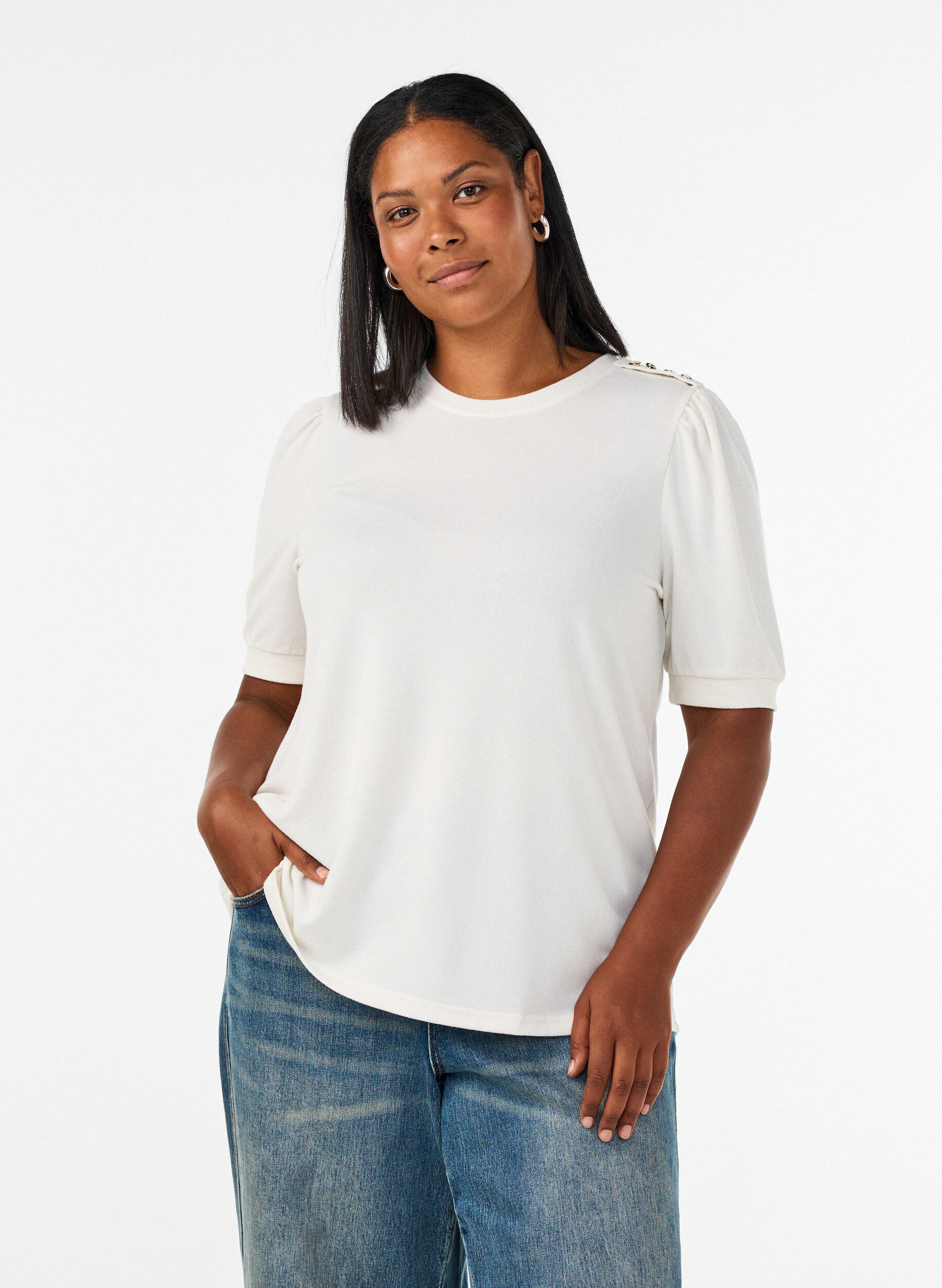 Bluse med knappedetaljer og korte puffermer, Beige, Model