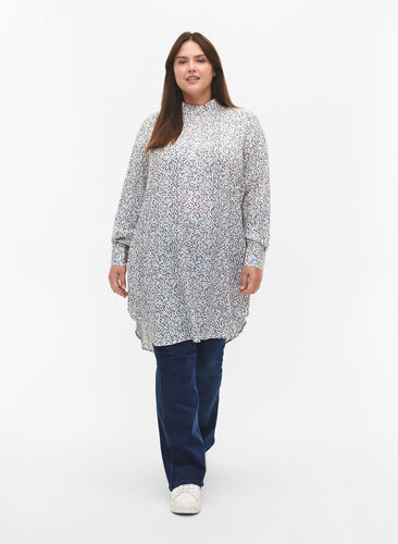 Prikket viskosekjole med knapper, Blue Dot AOP, Model image number 2