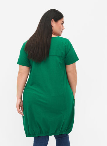 Kortermet kjole i bomull, Verdant Green, Model image number 1