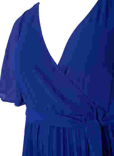 Midikjole med plissé og korte ermer, Clematis Blue, Packshot image number 2
