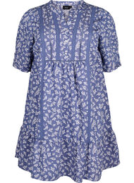 Kort kjole i viskose med blondebesetning og A-snitt, M. Blue Flower AOP