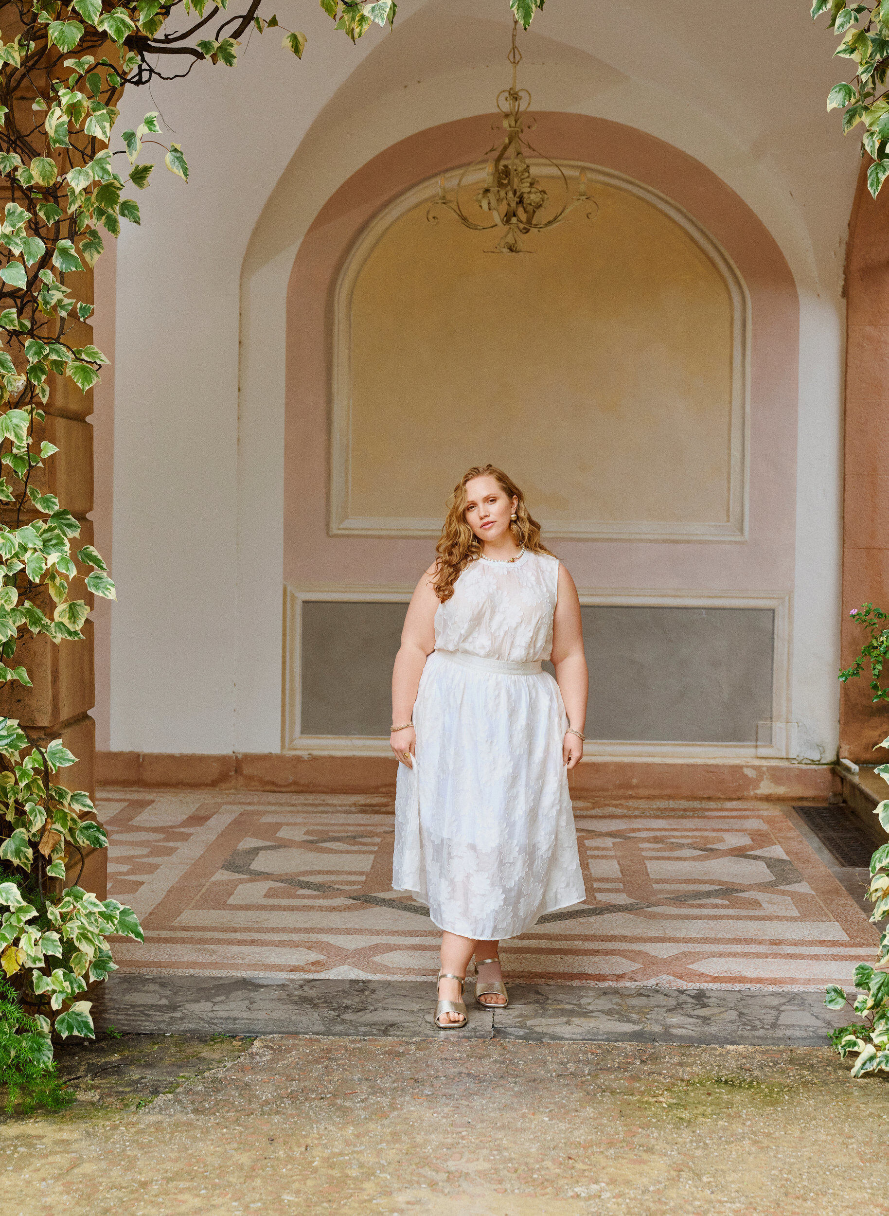 Zizzi Blomstrete jacquard midiskj&oslash;rt, Vanilje, Image image number 0