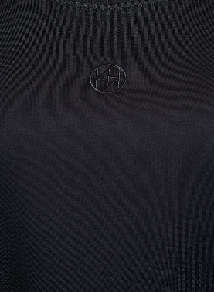 Kort genserkjole med volangdetaljer, Svart, Packshot image number 2