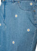 H&oslash;ymidjede denimshorts med blomsterbroderi, Bl&aring;, Packshot image number 2