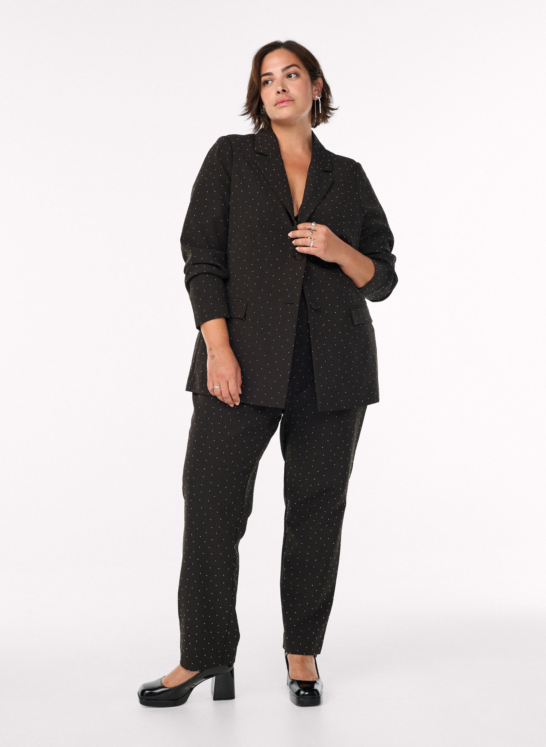 Bukser med rhinesteiner og h&oslash;y midje, Svart, Model