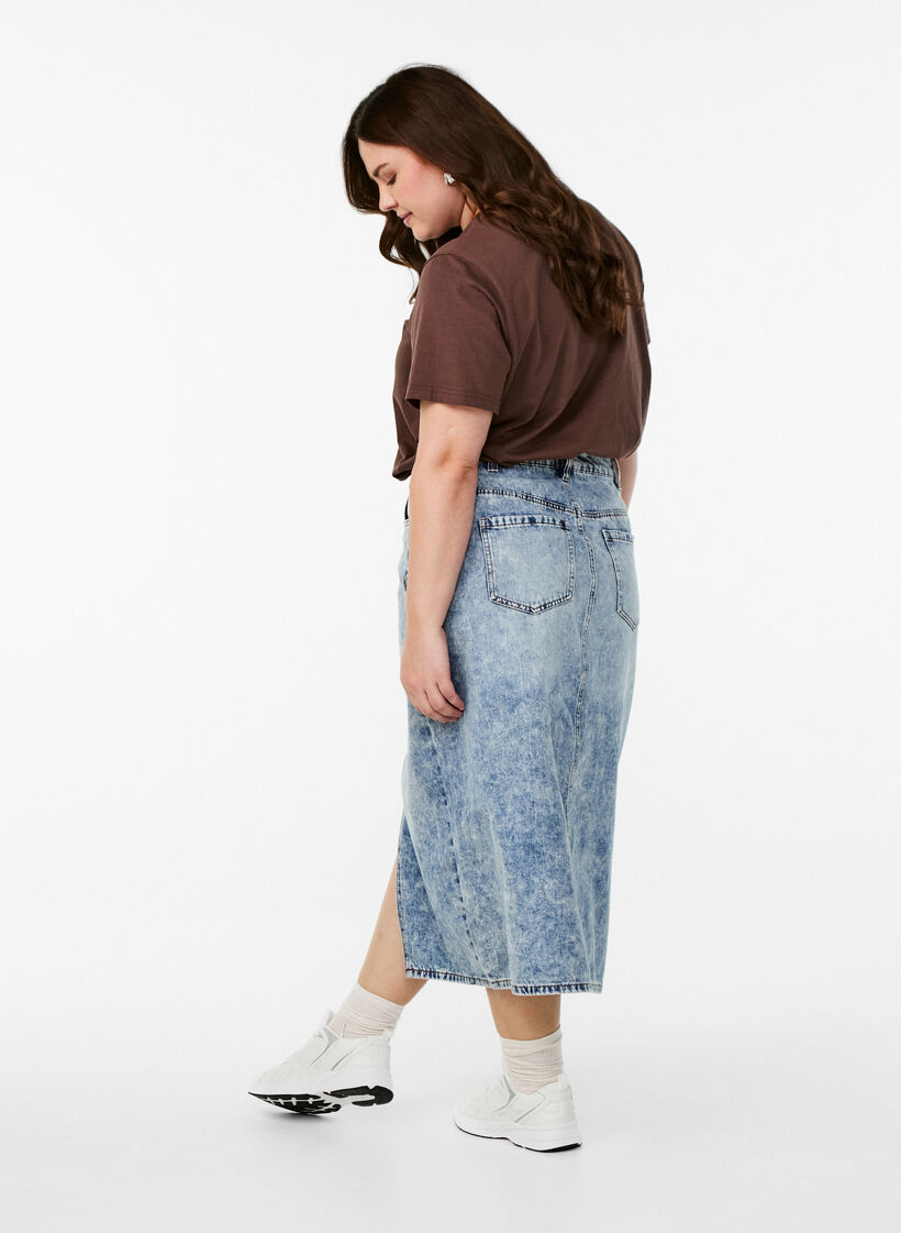Denim maxiskjørt med splitt foran, Blue Denim washed, Model