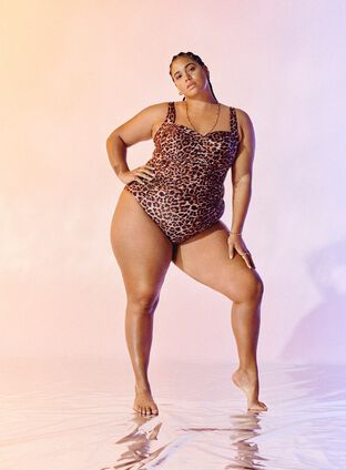 Zizzi Badedrakt med leopardmønster, , Model